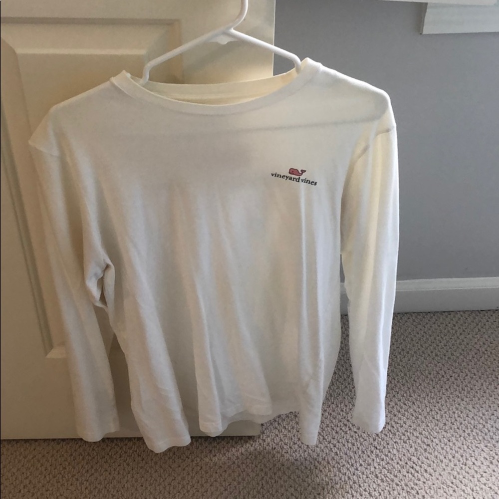 Vineyard vines long sleeve tee